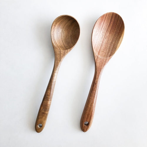 Acacia wood spatula close-up detail