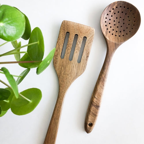 Acacia wood utensil set hanging storage